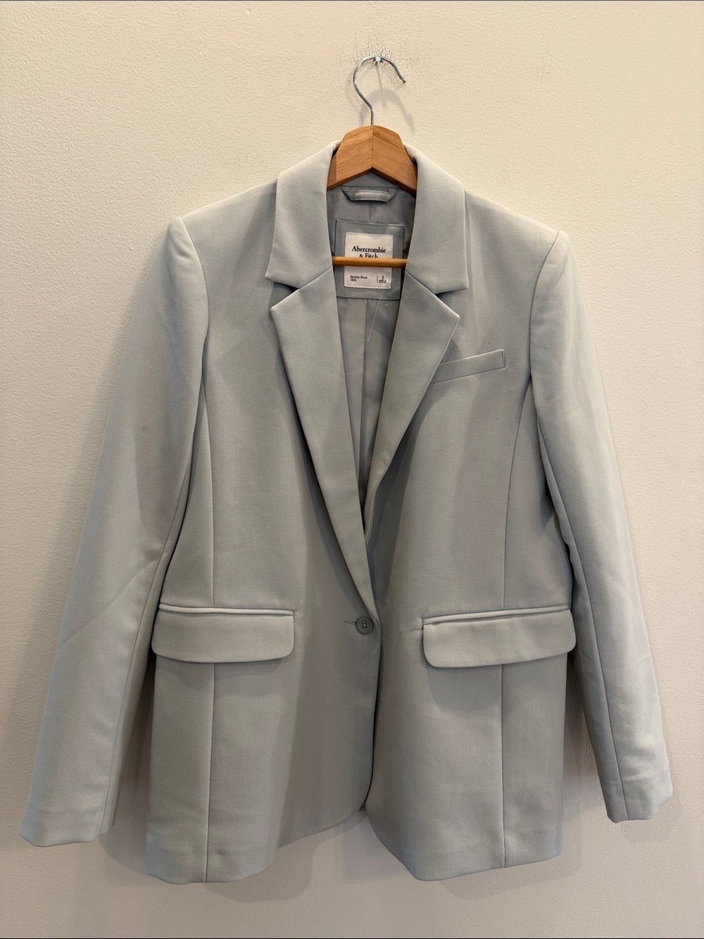 Abercrombie & Fitch Women's Single-Button Blazer - Picture 2 of 7